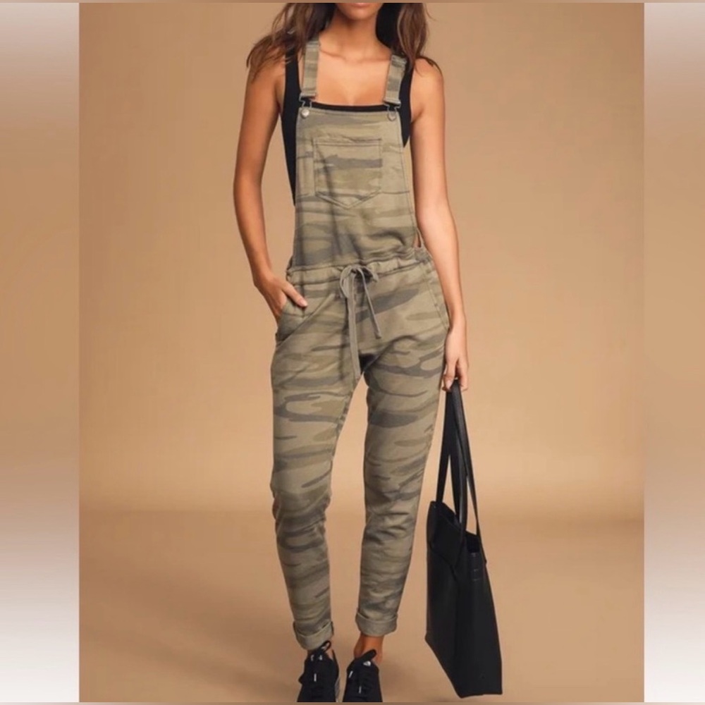 Z Supply Mureile Green Camo Print Knit Overalls